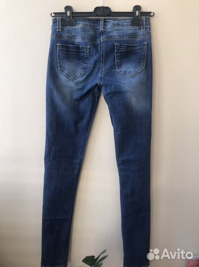Джинсы