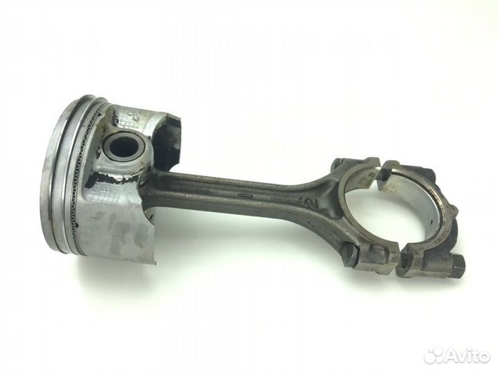 Поршень с шатуном Mitsubishi Colt 4G15