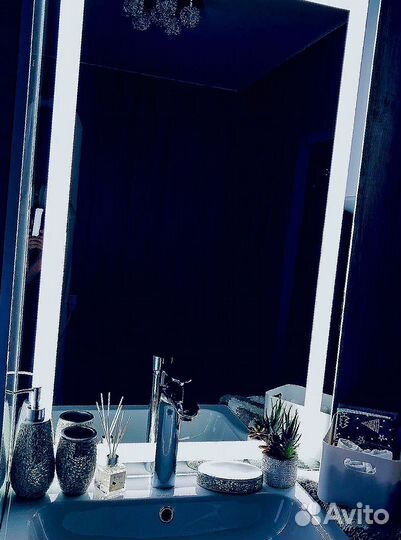 Зеркало на дверь шкафа на заказ