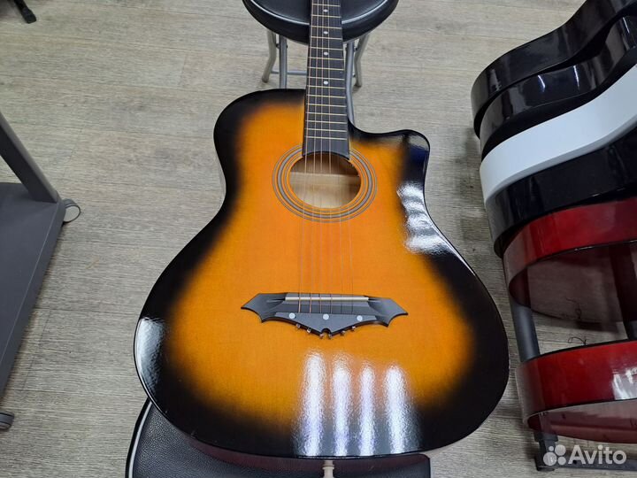 Гитара акустическая