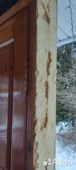 Двери из массива сосны б/у