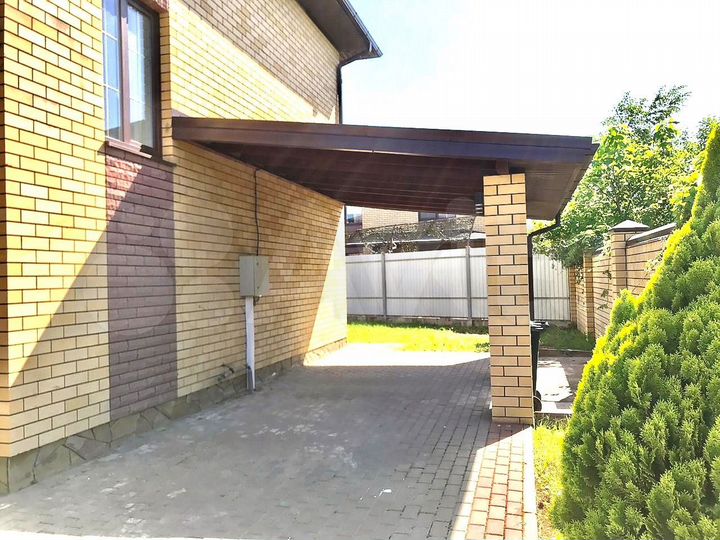 Дом 140 м² на участке 4,2 сот.