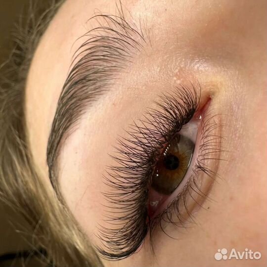 Наращивание ресниц модель