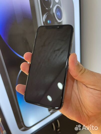 iPhone X, 64 ГБ