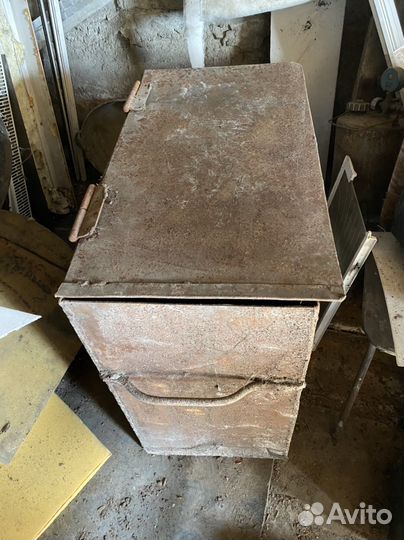 Железный бак