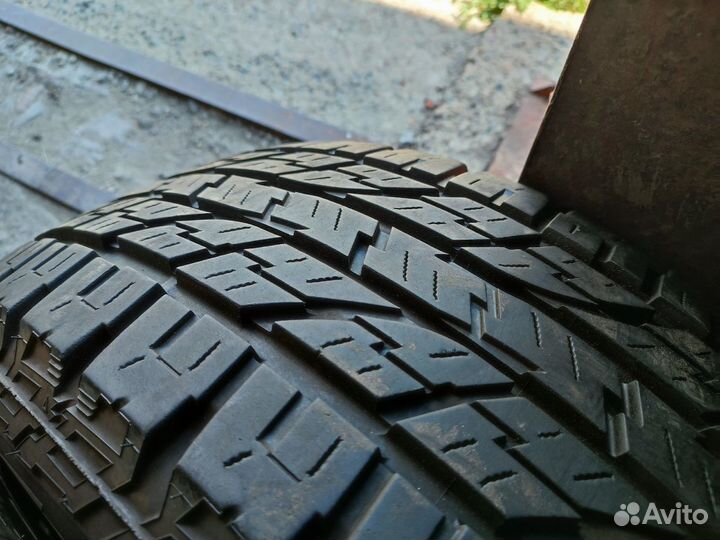 Yokohama Geolandar A/T G015 285/55 R20
