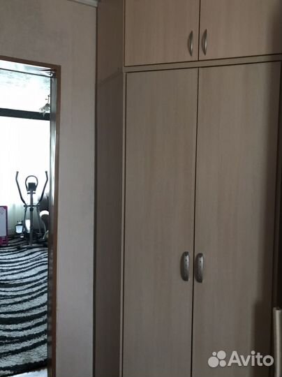 Угловой шкаф