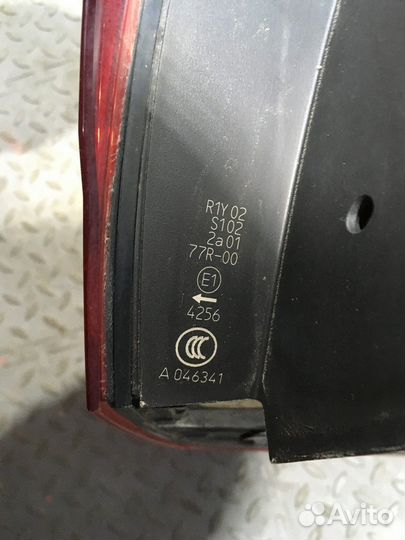 Фонарь задний левый (Volkswagen Tiguan)