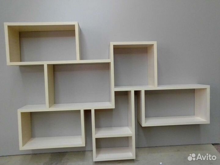 Полки настенные,двух стороние