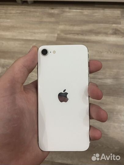 iPhone SE (2020), 128 ГБ