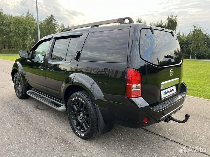 Nissan Pathfinder 2.5 AT, 2011, 237 000 км