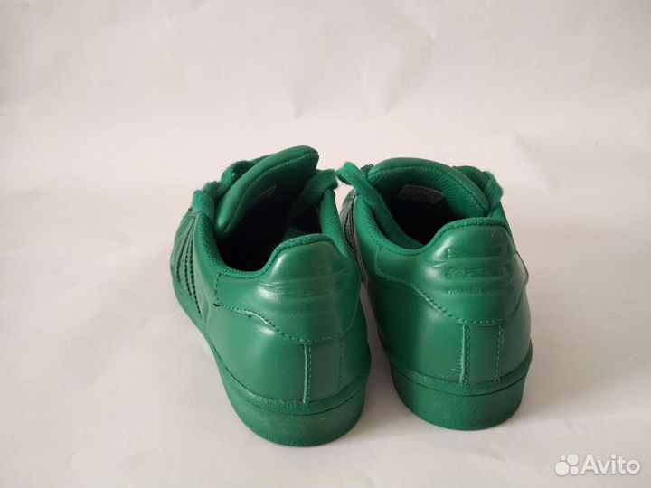 Кроссовки Adidas originals Pharrell Williams