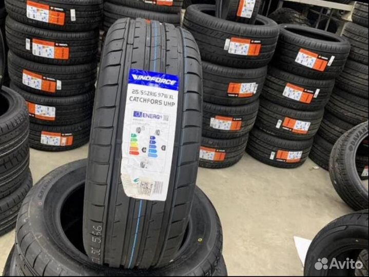Windforce Catchfors UHP 215/55 R16 97W