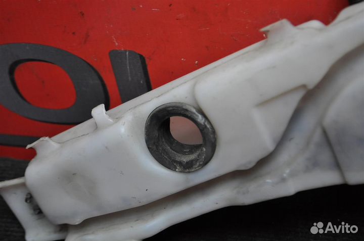 Бачок стеклоомывателя ford focus 2 CB4