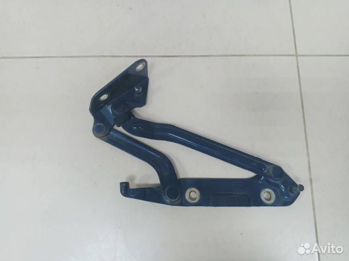 Петля крышки багажника Ford Mondeo 3 2000-2007