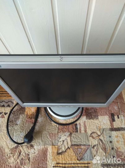 Монитор Phillips