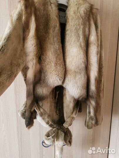 Полушубок из щипанной норки с песцом