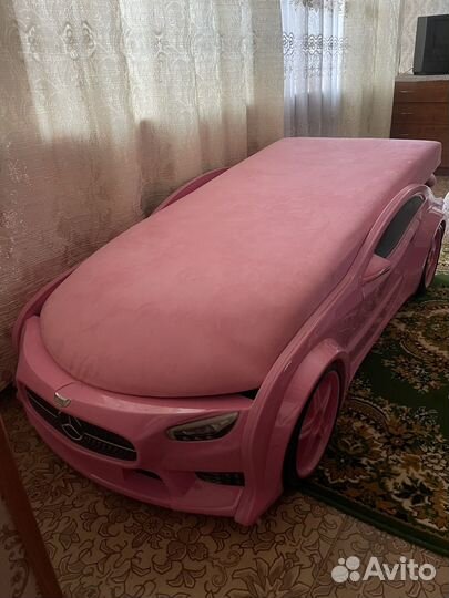 Кравать-автомобиль