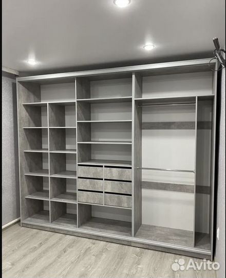 Шкаф Iridescent на заказ