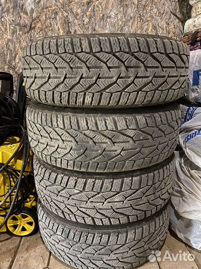 Комплект колес r16 5 114.3 Тоета Камри