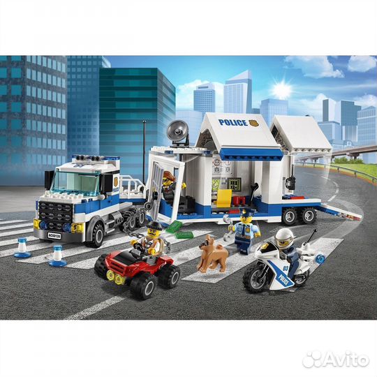 Lego City Police Мобильный командный центр (60139)