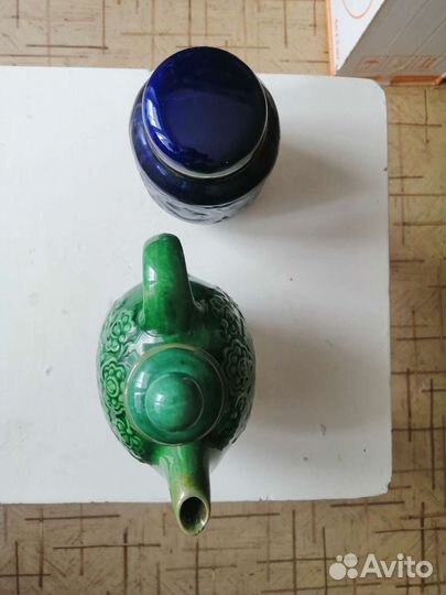 Кувшин старинный и ваза