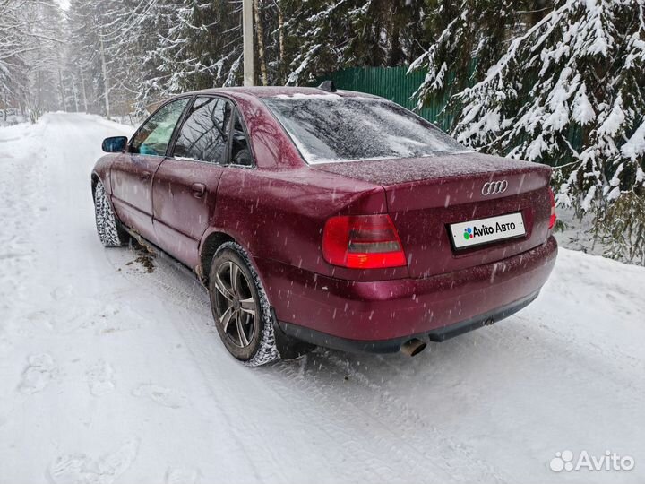 Audi A4 1.6 МТ, 1999, 487 000 км