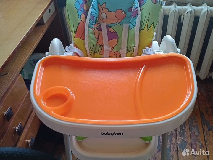 Детский стульчик для кормления