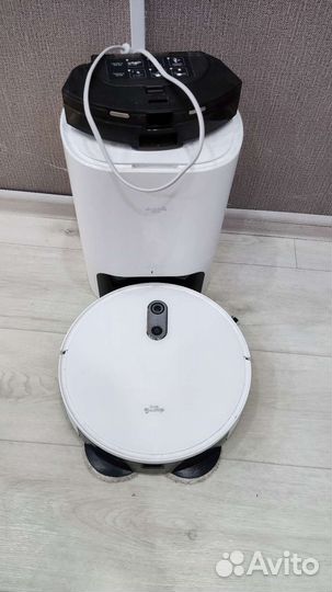 Робот пылесос deerma DEM-A10W