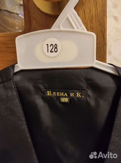 Костюм на мальчика 7-9 лет