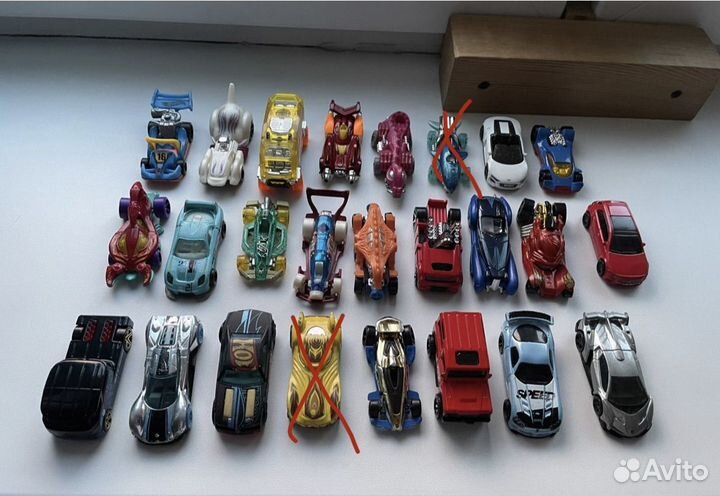 Машинки HotWheels