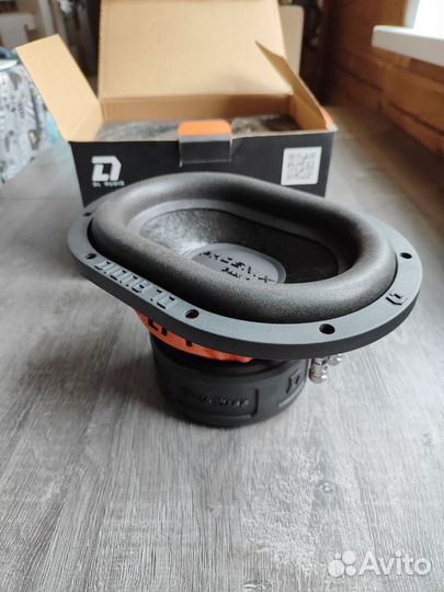 Сабвуфер DL Audio Phoenix Black Bass 69