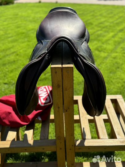 Седло конкурное CWD 2GS карбон 17.5