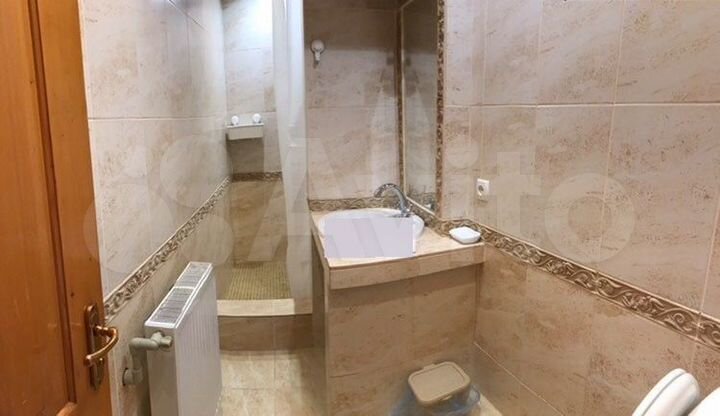 2-к. квартира, 45 м², 1/4 эт.