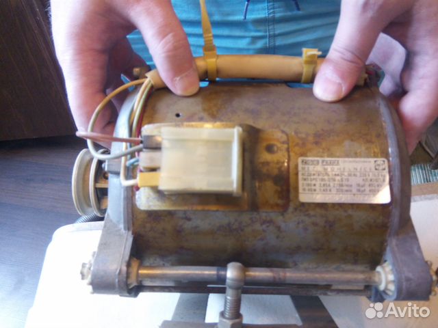электродвигатель от стиралки вятка катюша. двигатель typ dpc 100-2/16ss1. электродвигатель стиралки вятка автомат. электродвигатель 800 ватт вятка автомат. электродвигатель 800 ватт вятка автомат.
