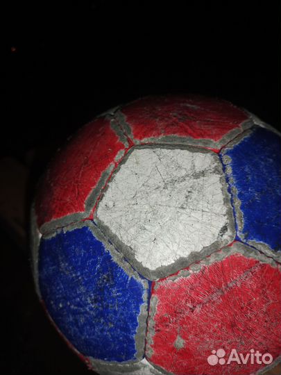 Футбольный мяч