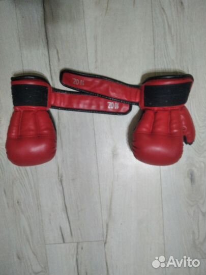 Перчатки для рукопашного боя