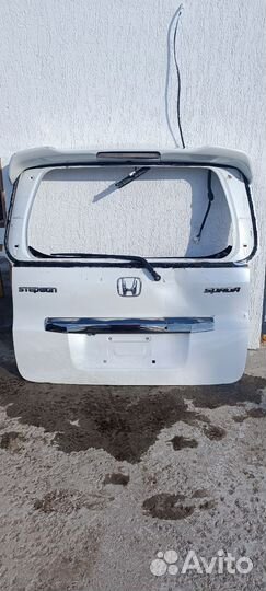 Дверь багажника Honda stepwgn rk5