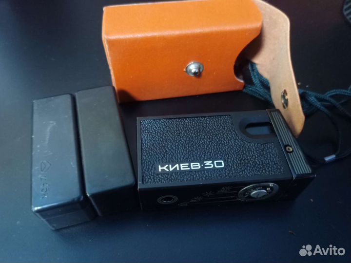 Шпионский фотоаппарат Киев 30