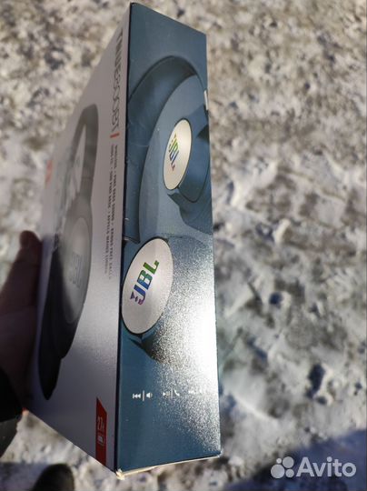 Беспроводные наушники JBL новые