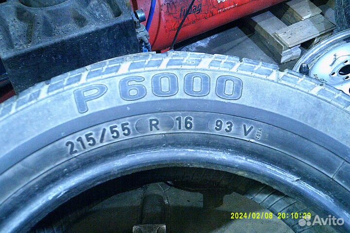 Pirelli P6000 215/55 R16