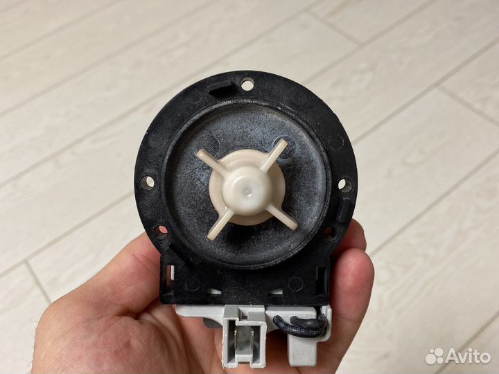Моторчик сливной для стиральной машинки