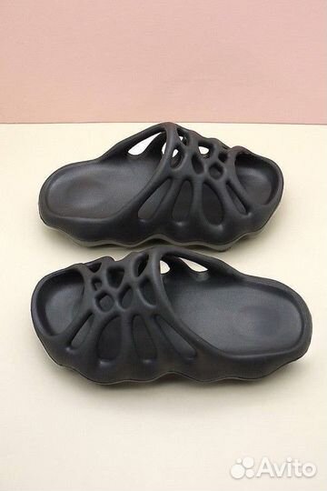 Adidas Yeezy Slide 450 Black (39р)