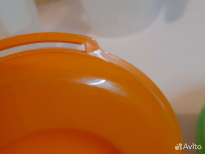 Подставка и кувшин