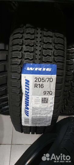 Winrun Magnum Flame WR-16 205/70 R16 97Q