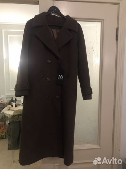 Продаю новое пальто зимнее до -20,премиум ткань