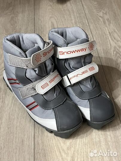 Ботинки лыжные