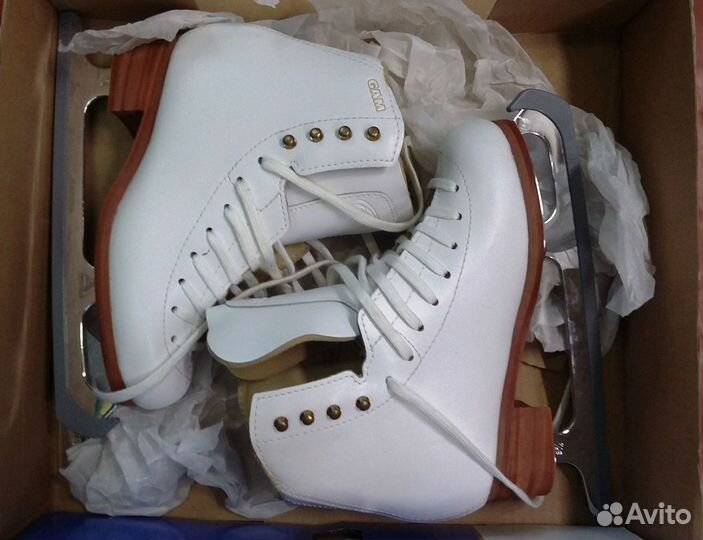 Коньки фигурные