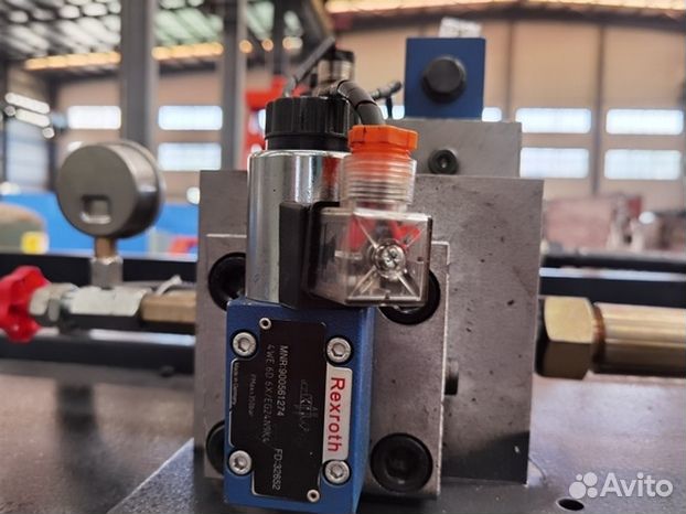 Гильотина по металлу KMT KSM 4-2500