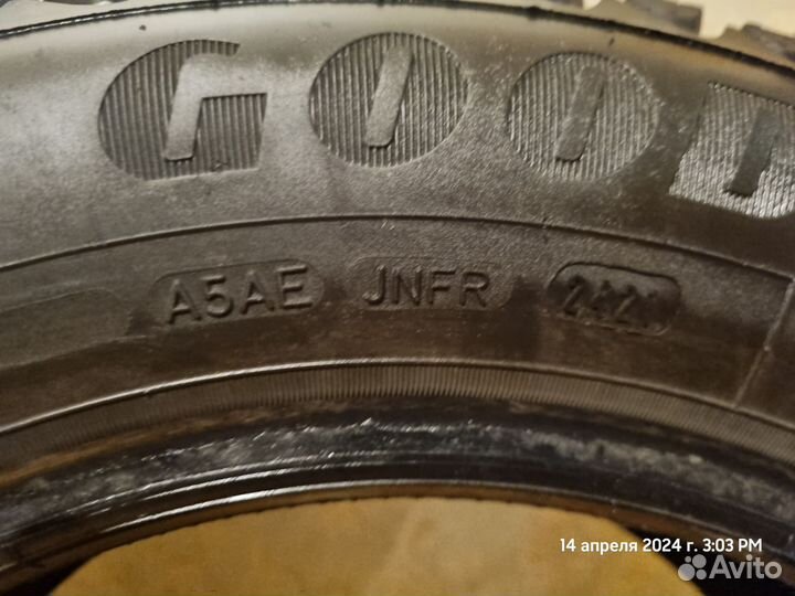 Goodyear Ultragrip Ice Arctic 195/65 R15 95T